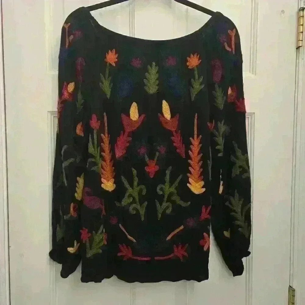 chelsea theodore Women's Embroided BlouseSize S-oversize - Picture 3 of 4